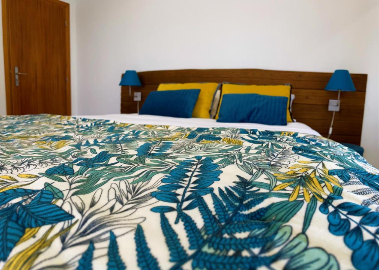Chale D'Angra Guest House Angra do Heroismo Luaran gambar